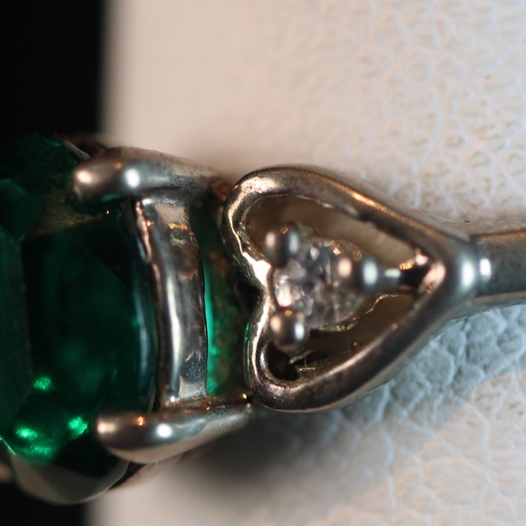 Sterling Silver Ring 925 Green Oval Stone Diamond - Picture 6 of 8